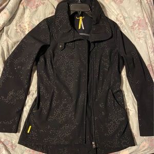 Lolë Women’s Black Jacket